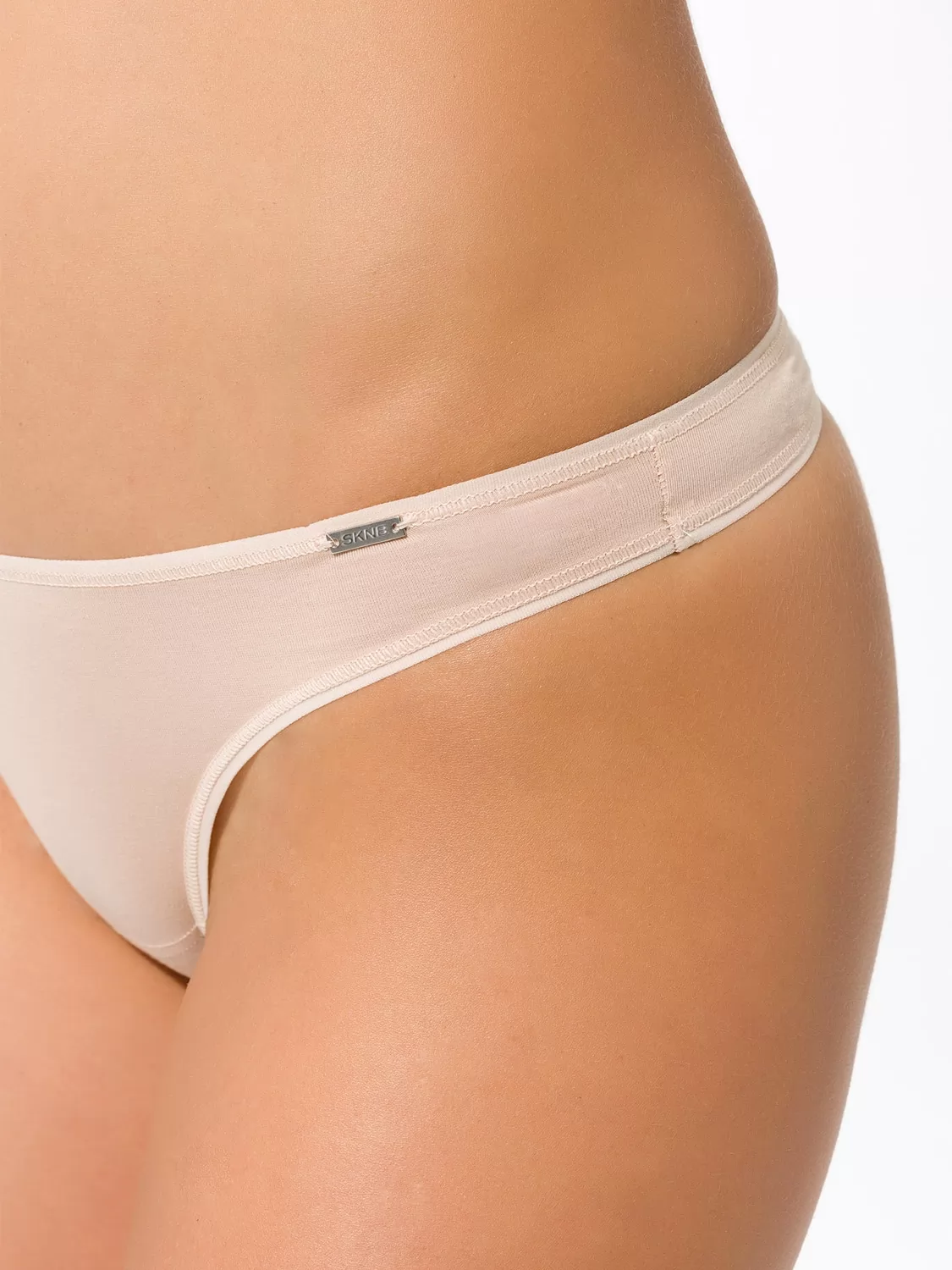 Beżowy Stringi Skiny Essentials Light 085272 - zdjęcie 3