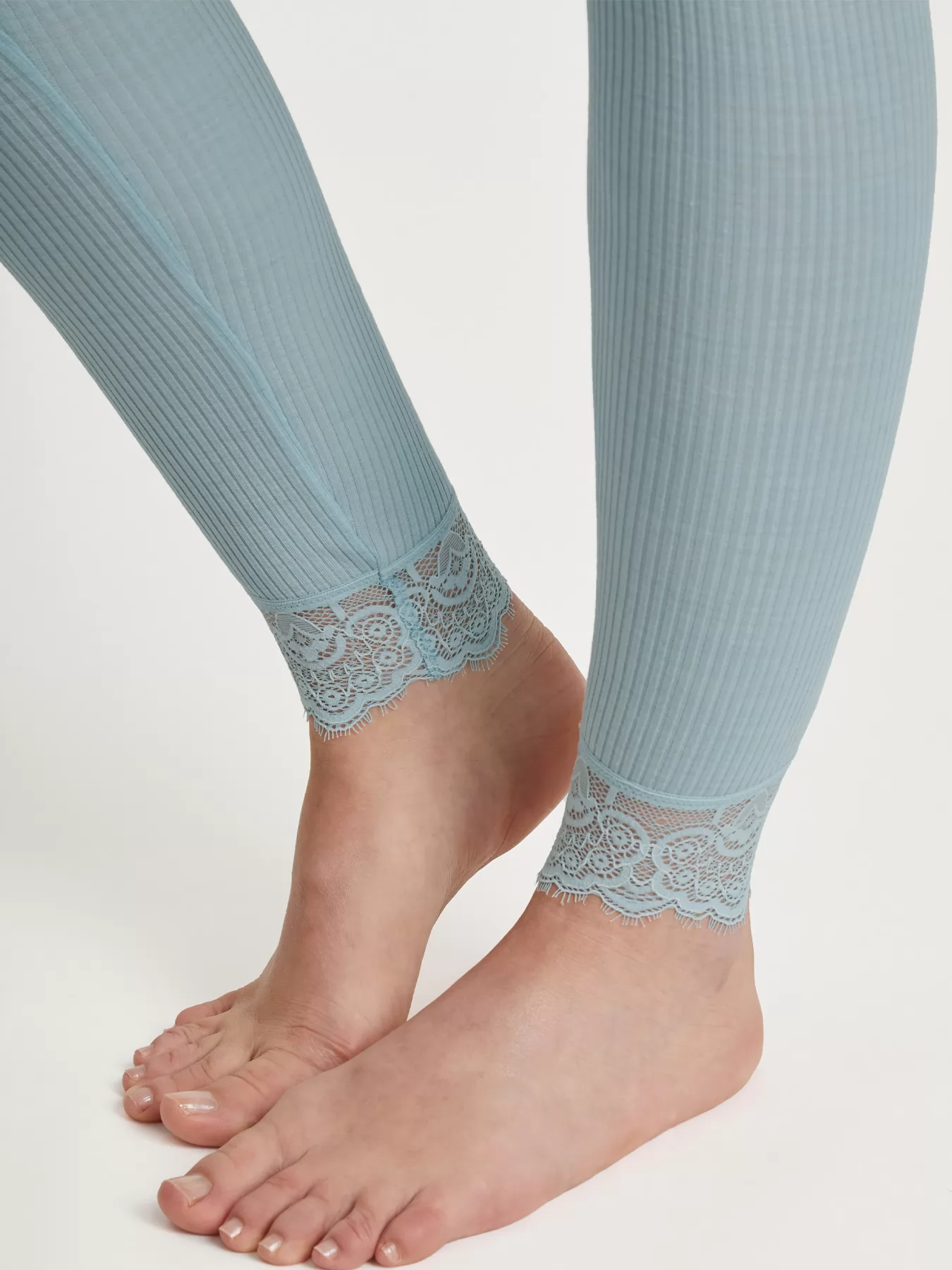 Niebieski Jedwabne leginsy damskie Calida Silky Wool Joy 27952 - zdjęcie 3