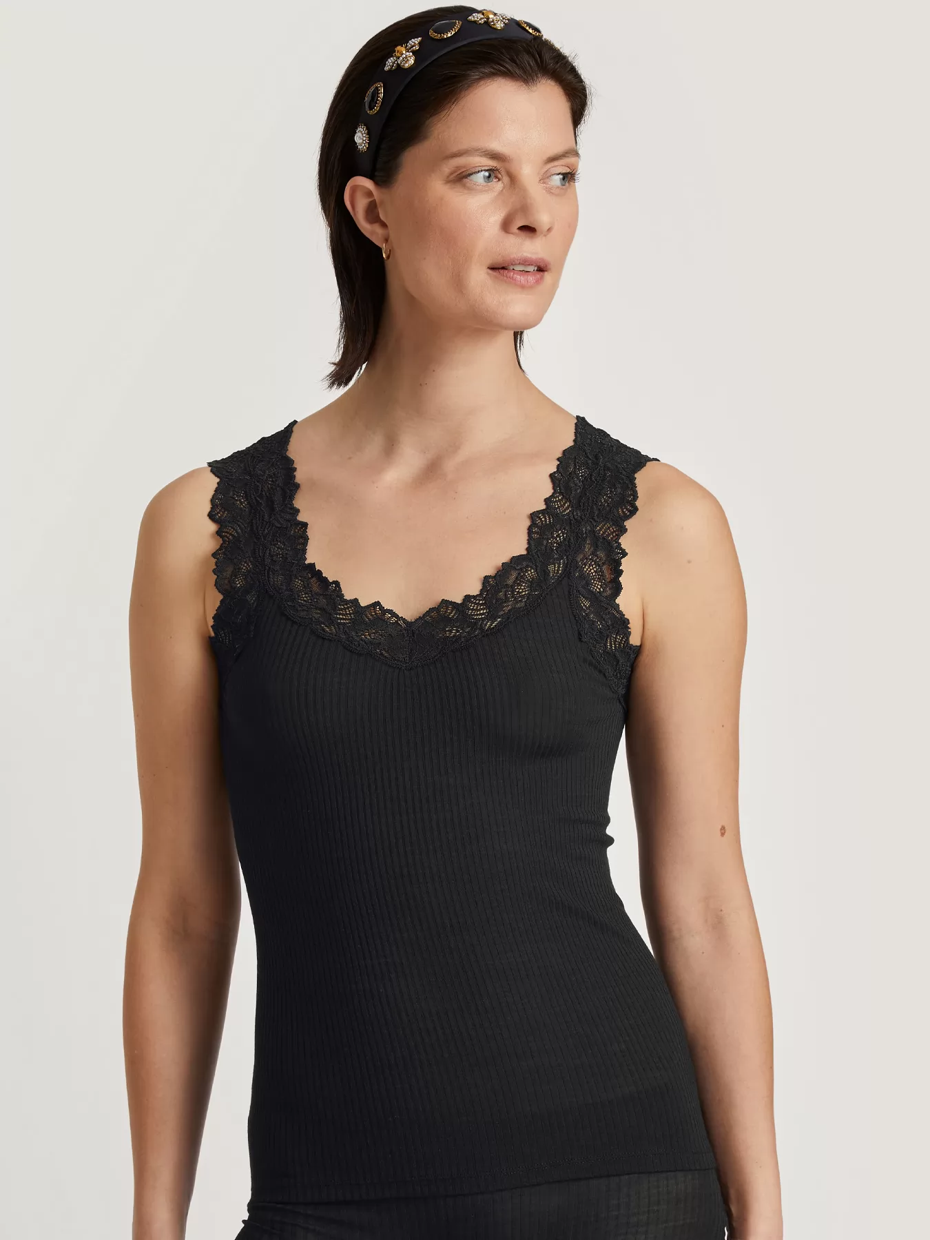 Czarny Jedwabna koszulka damska Calida Silky Wool Joy 12999 - zdjęcie 1