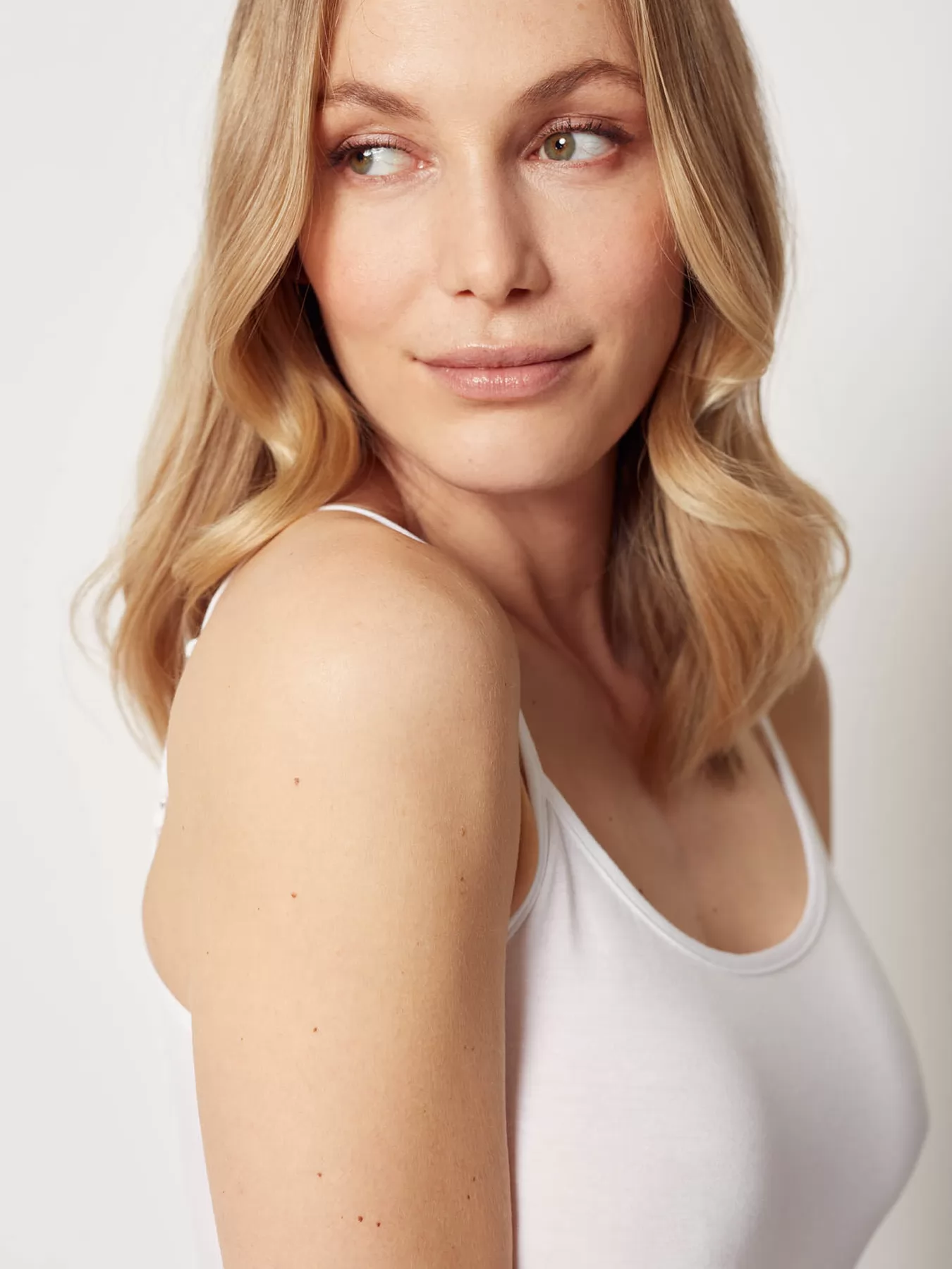 Biały Koszulka damska Huber Soft Modal 016036 - zdjęcie 3