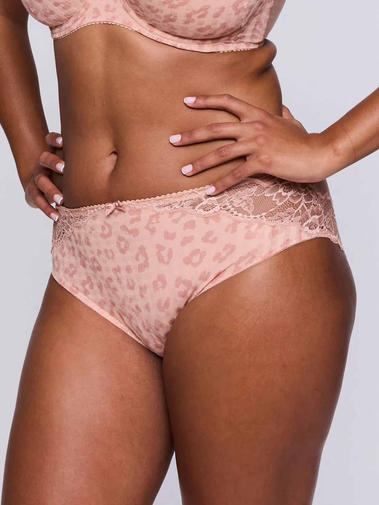 Pudrowy róż Figi pełne PrimaDonna Madison 562126 - zdjęcie 3