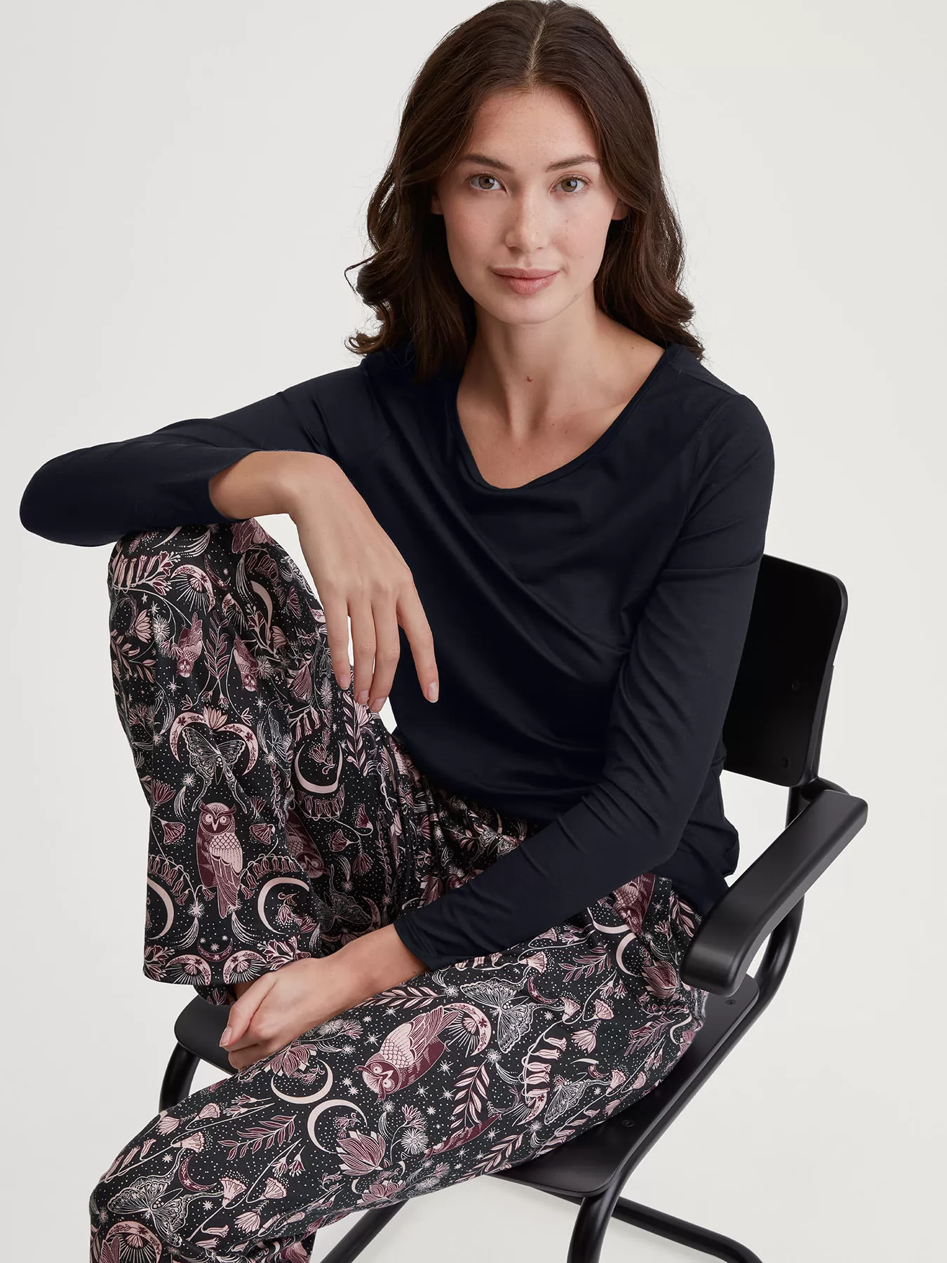 Czarny Koszulka damska Calida Favourites Seduction 15696 - zdjęcie 4