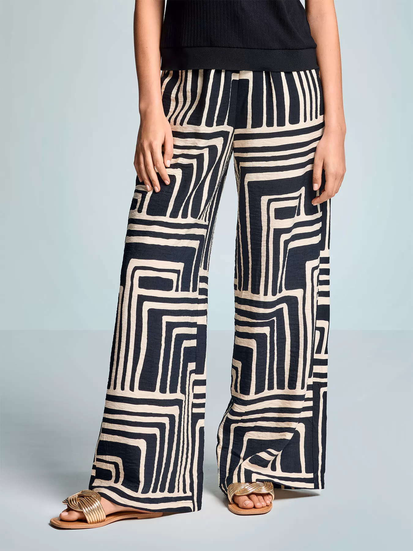 Beżowy, czarny Spodnie materiałowe Iconique Lucy 26-108 - zdjęcie 3