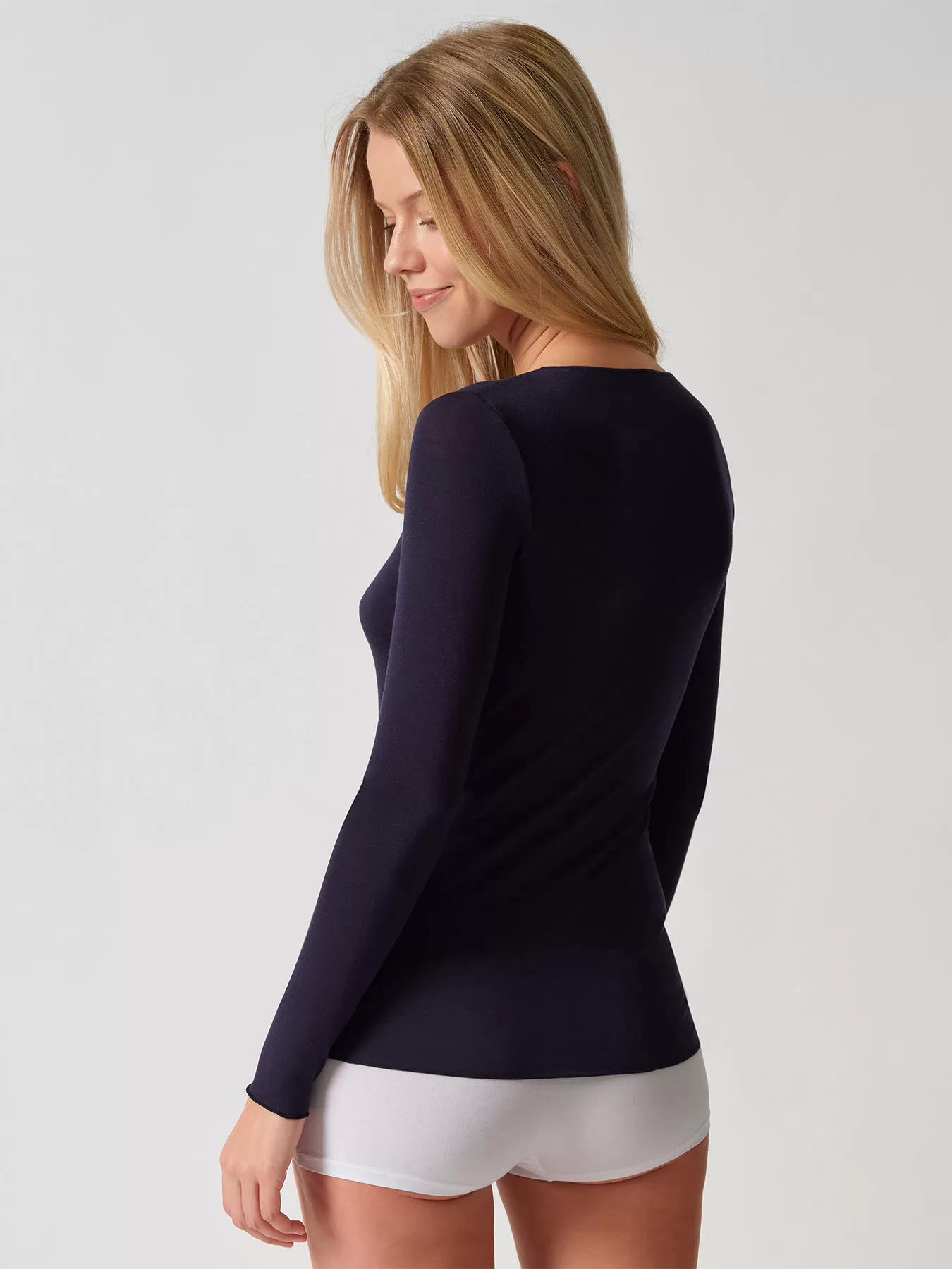 Granatowy Koszulka longsleeve z kaszmiru Skiny CashmereDeluxe 087731 - zdjęcie 2
