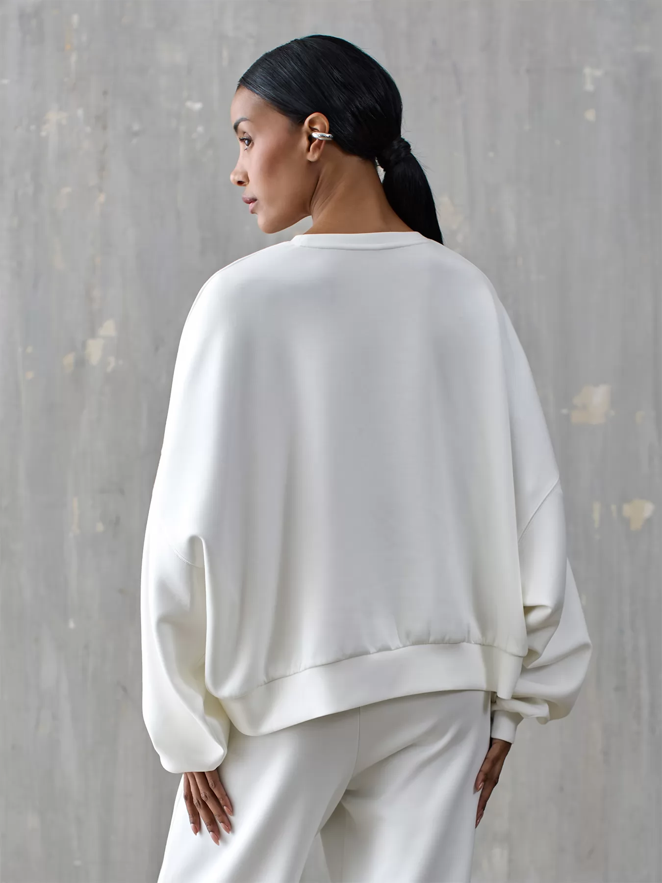 Kremowy Bluza dresowa Iconique 26FW-04 - zdjęcie 2
