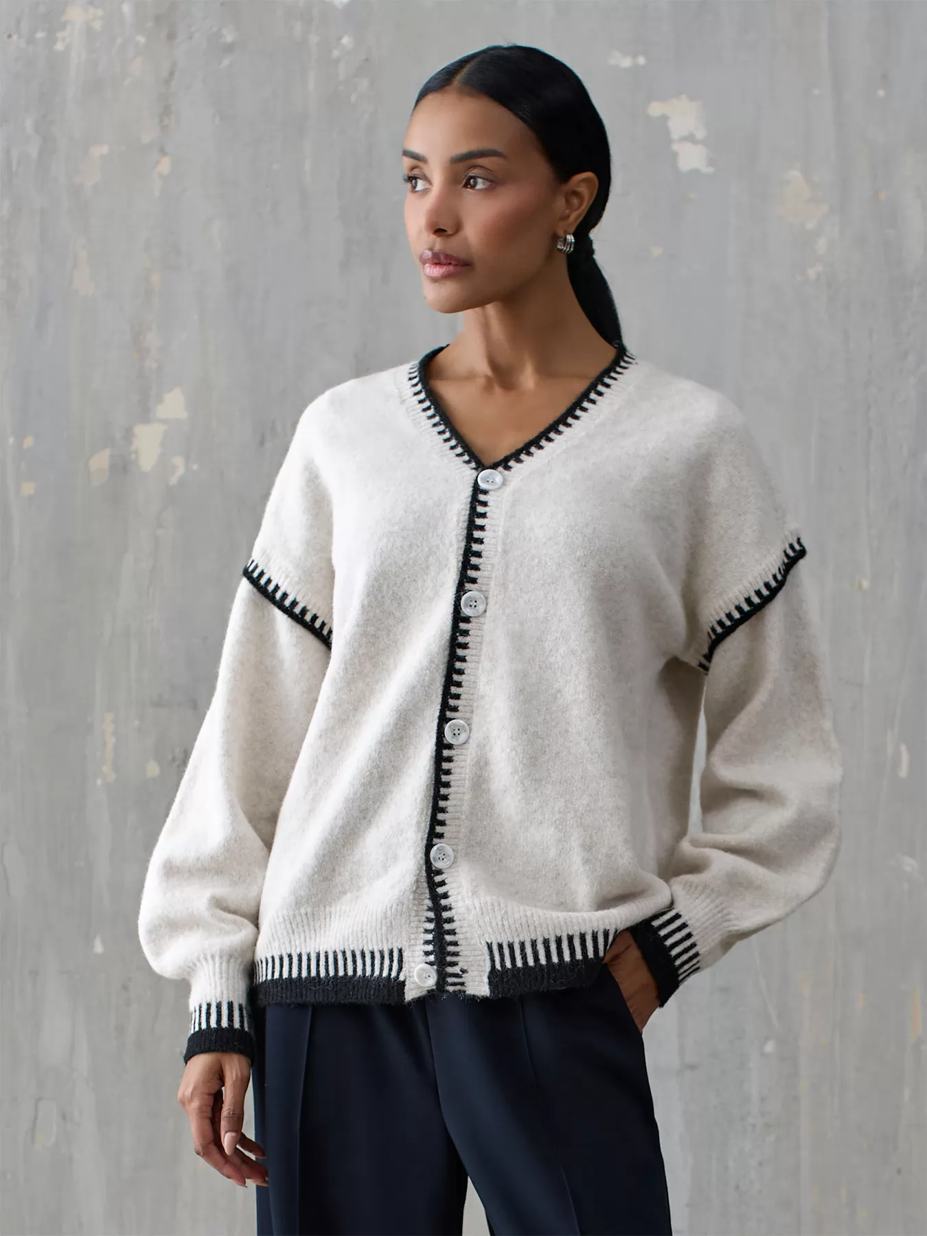 Kremowy Rozpinany kardigan oversize Iconique 26FW-69 - zdjęcie 1