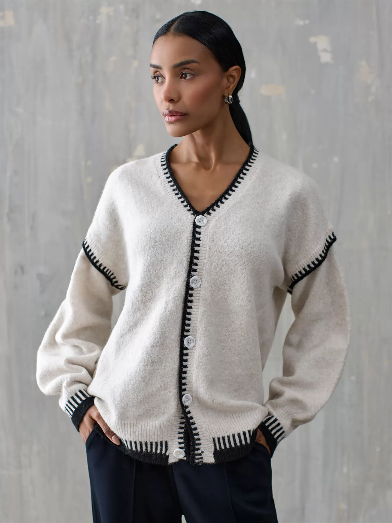 Kremowy Rozpinany kardigan oversize Iconique 26FW-69 - zdjęcie 6