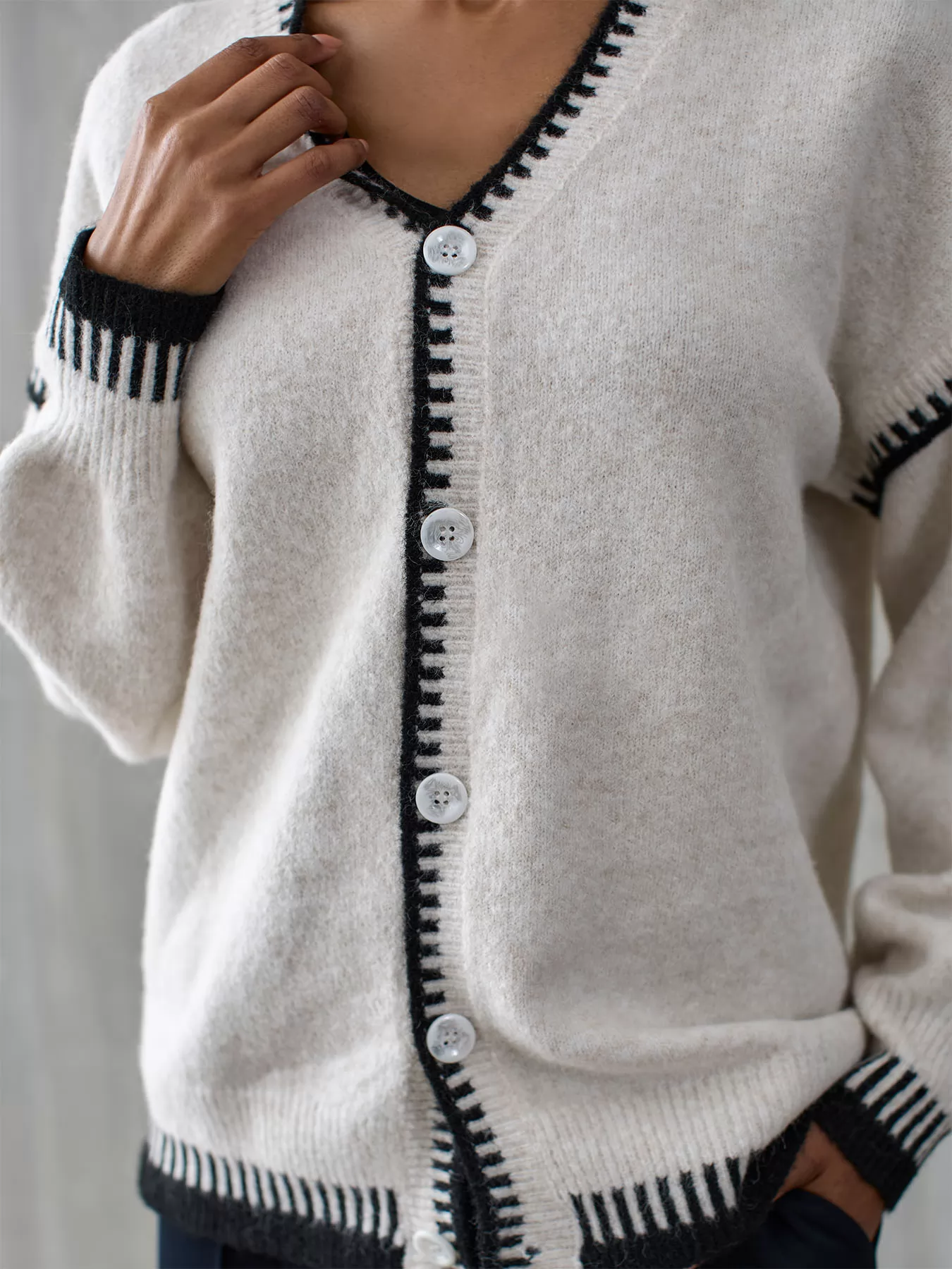 Kremowy Rozpinany kardigan oversize Iconique 26FW-69 - zdjęcie 4